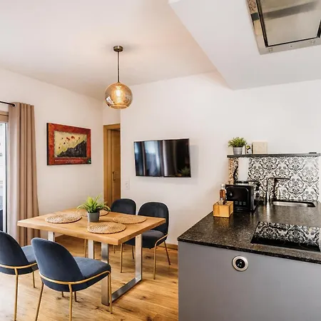 Apartmán Alte Muehle Loft - Balcony & Mountain View *